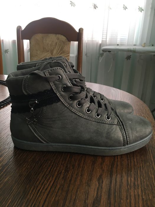 Черевики 39 р