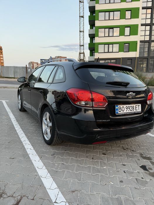 Продам автомобіль Chevrolet Cruze 2012 року