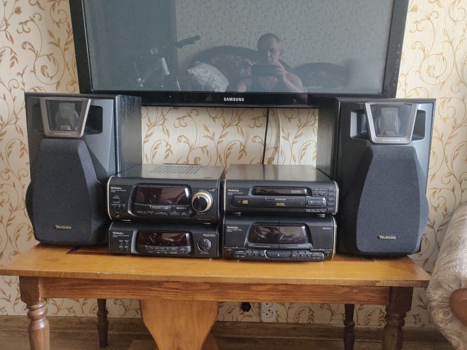 Музыкальный центр Technic EH 60