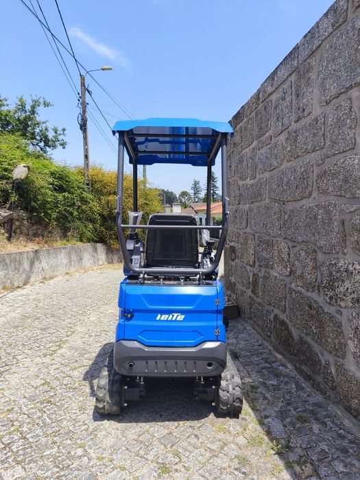 Mini Giratória 1.2T Nova com acessórios