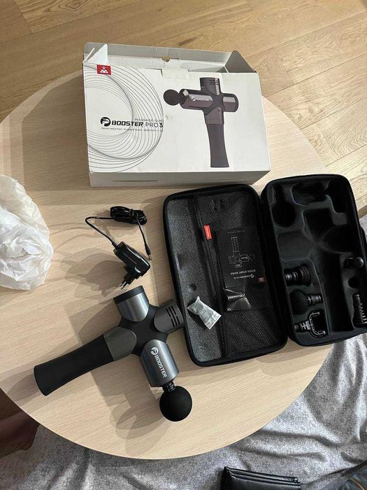 Перкусійний масажер Booster Pro 3 Massage Gun ударний (майже новий)