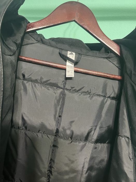 Парка Adidas, нова, розмір S