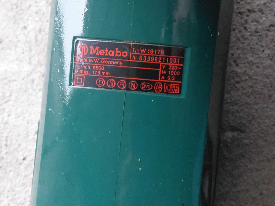 duża szlifierka kątowa   / 334