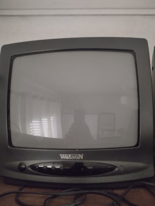 Dois televisores