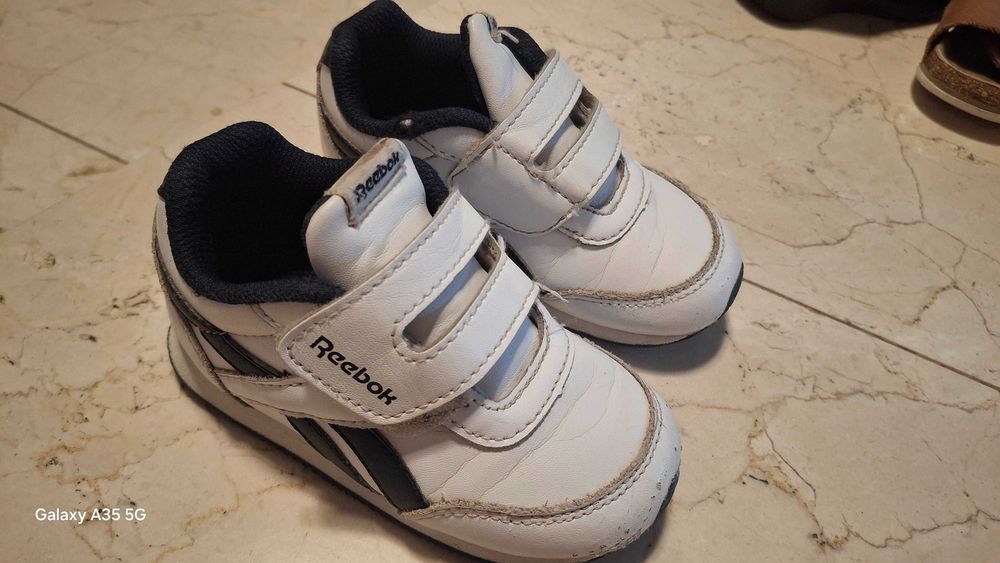 Buty REEBOK r. 22.5 używane