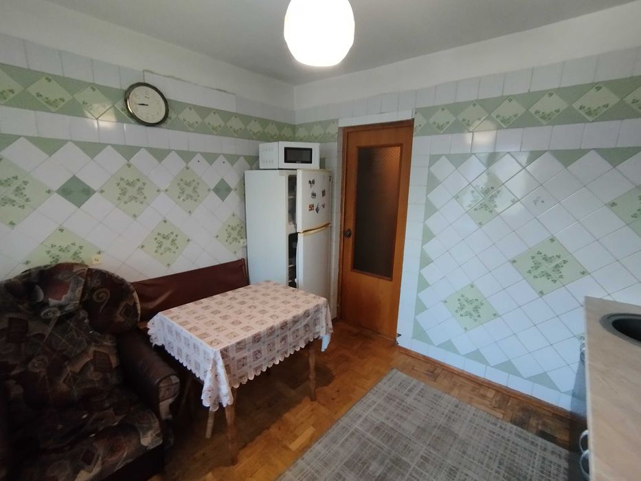 Аренда. 2х.кімн.кв. 54кв.м. 3-й.поверх./12пов.Оболонь. ТЦ “Дрім Таун”.