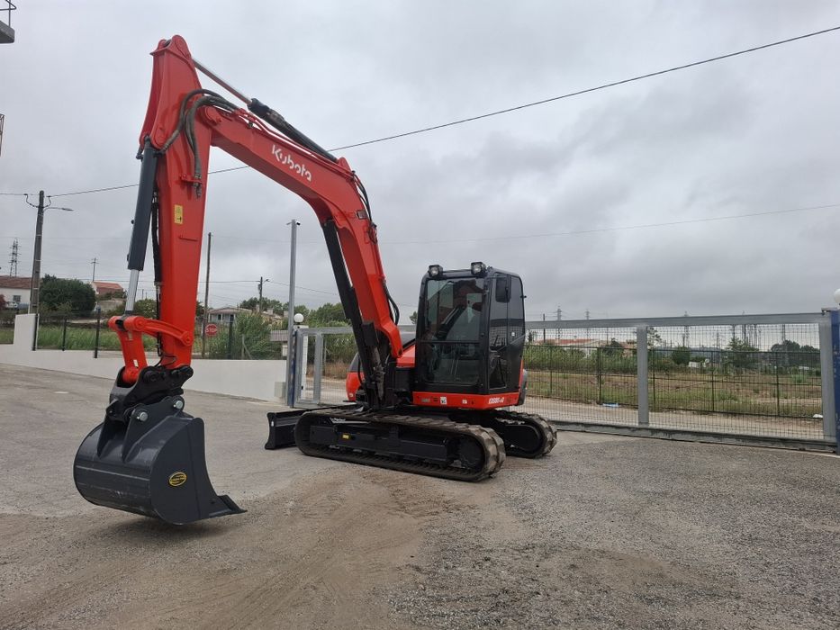 Giratória kubota KX080 4a