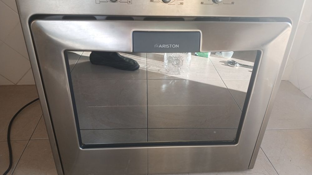 Forno eletrico Ariston