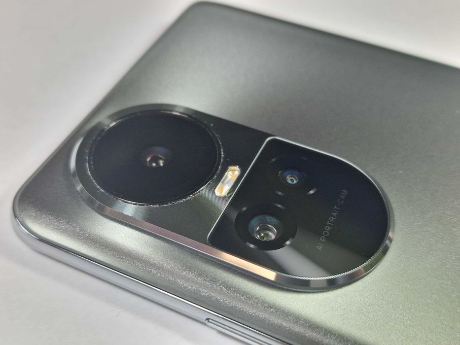 OPPO Reno10 Pro 5G / Silvery Grey / 12GB / 256GB / Grade A- / Gwarancja 12 miesięcy