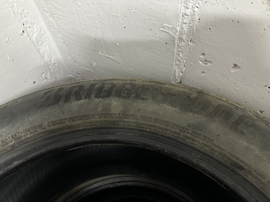 Шини Bridgestone 4 шт