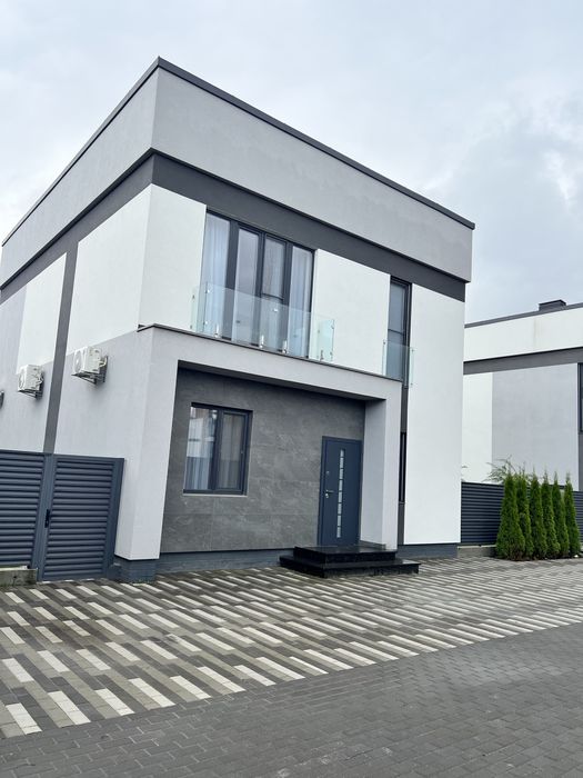 ДОМ,ГЕНЕРАТОР та інвертор Deye ,котедж ,метро Осокорки,озеро,Osocor