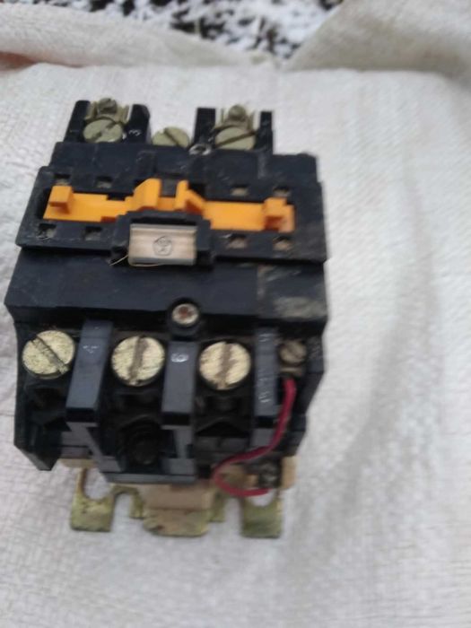 Пускателі електромагнітні ПМЕ, ПАЄ ,ПМЛ ,ПМА,кнопки запуску .