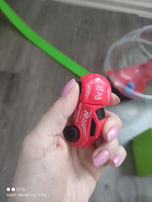 Tor wyścigowy w kuli Nowy