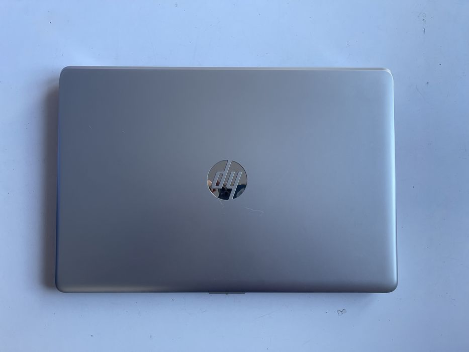 Laptop HP Pavilion 15 | WIN 11 | i5 8Gen | SSD+HDD | 12GB Ram | AMD R5