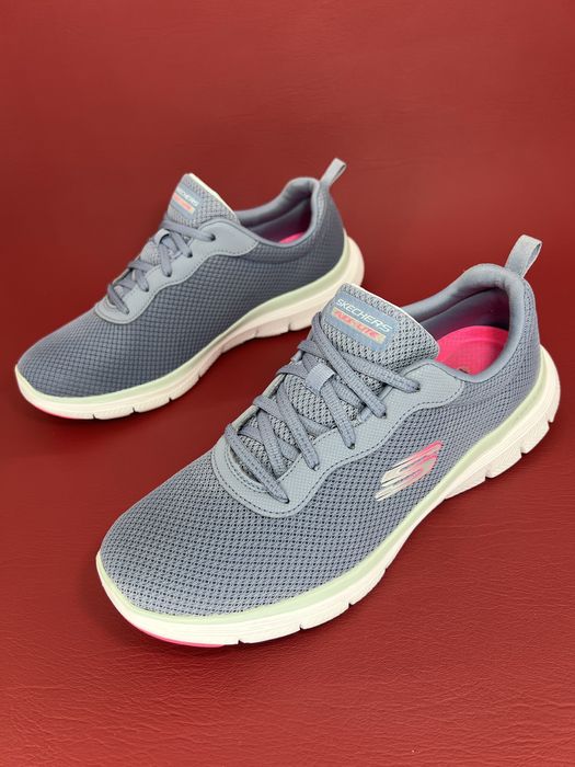 Кросівки жіночі  40р. Skechers