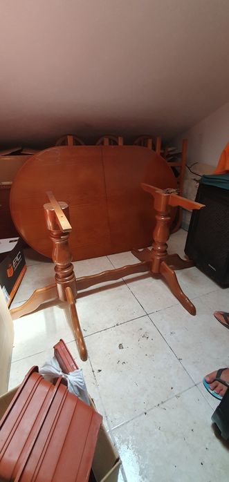 Vendo mesa de madeira extensivel