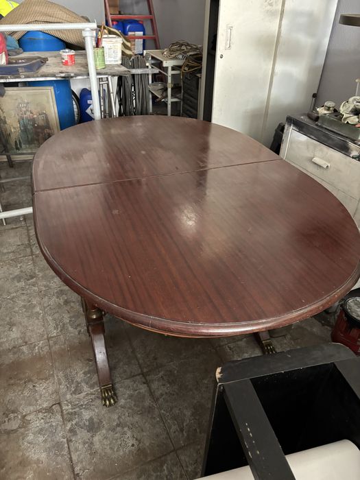 Mesa  de estilo Imperio