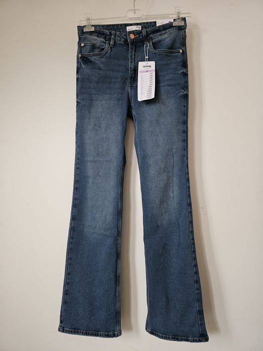 Jeansy damskie dzwony flare bootcut