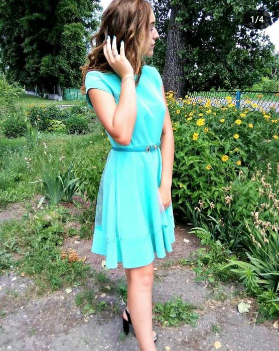 Випускна сукня в новому стані,одягалась один раз.