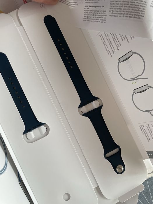 Apple Watch SE Silver Aluminum Case Abyss Blue Sport Band 40MM