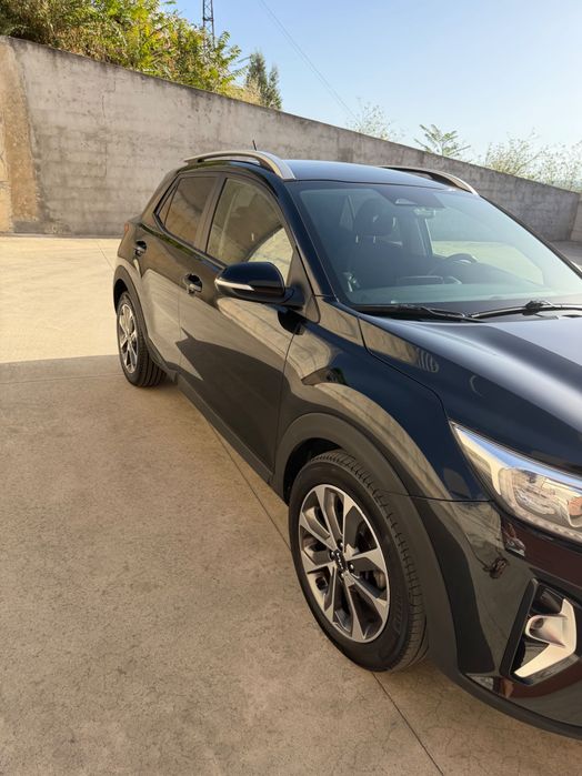 Kia Stonic 2022 - revisões todas na Kia tendo mais 2 anos e meio de garantia da marca