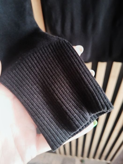 Czarny sweter cubus M