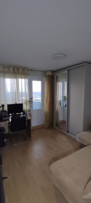 Кімната для Дівчини Академмістечко Без власників