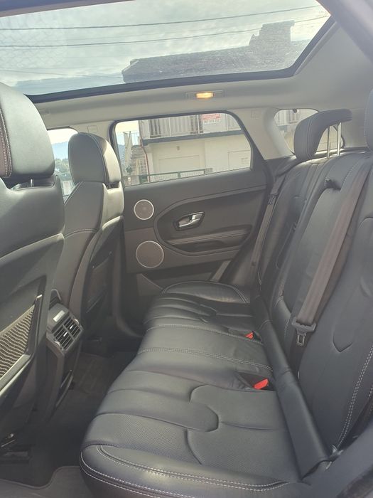 Land Rover Evoque — photo 2