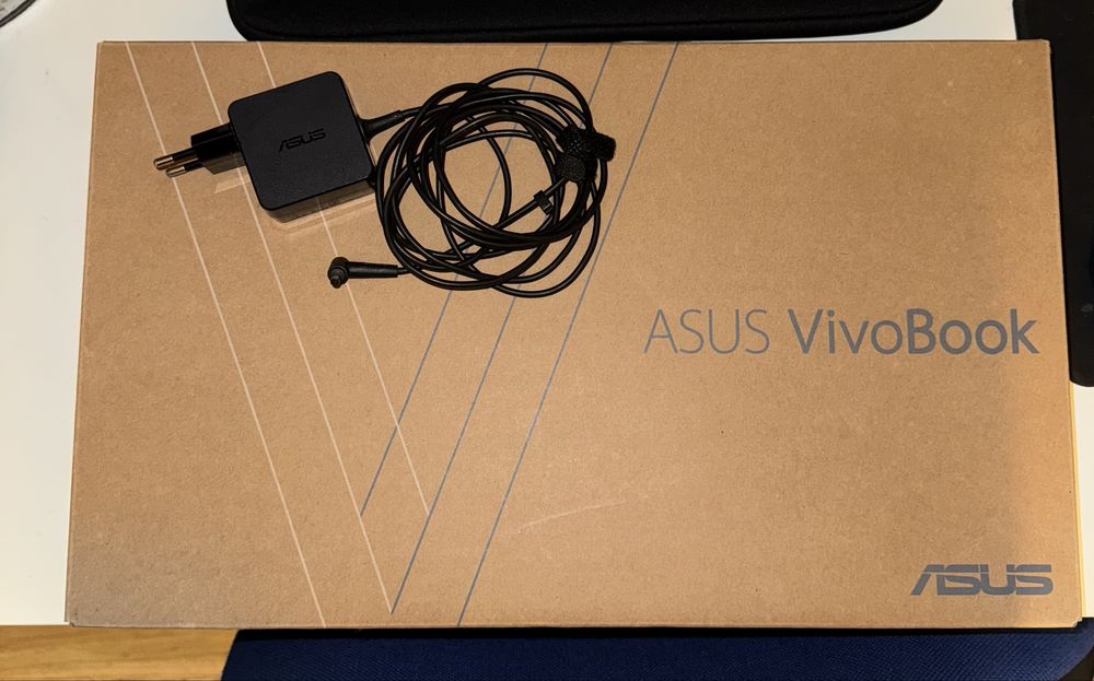 ASUS VivoBook 15 F512DA-R7AVXSB2