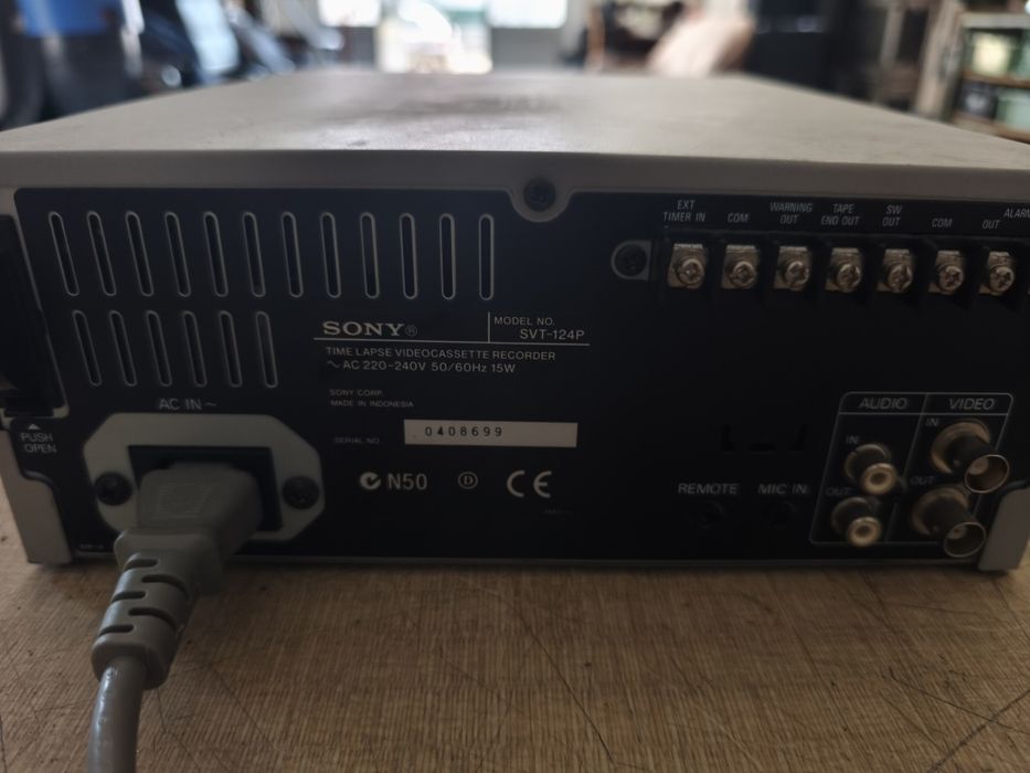 Gravador VHS Sony SVT-124P