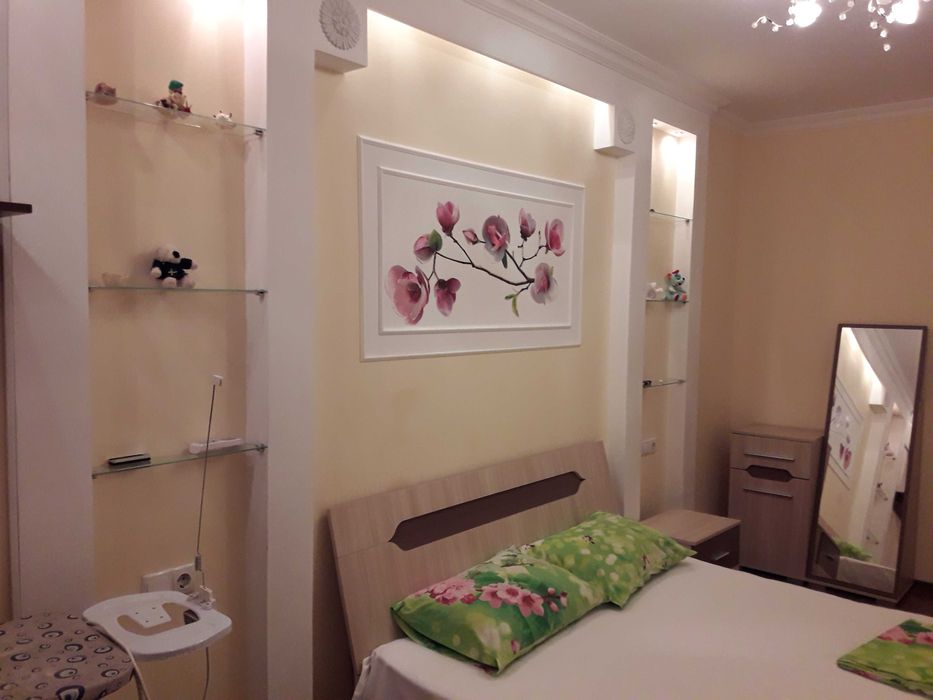 ВЛАСНИК! Здам довгостроково на Леваді 3 кім. квартиру з євроремонтом