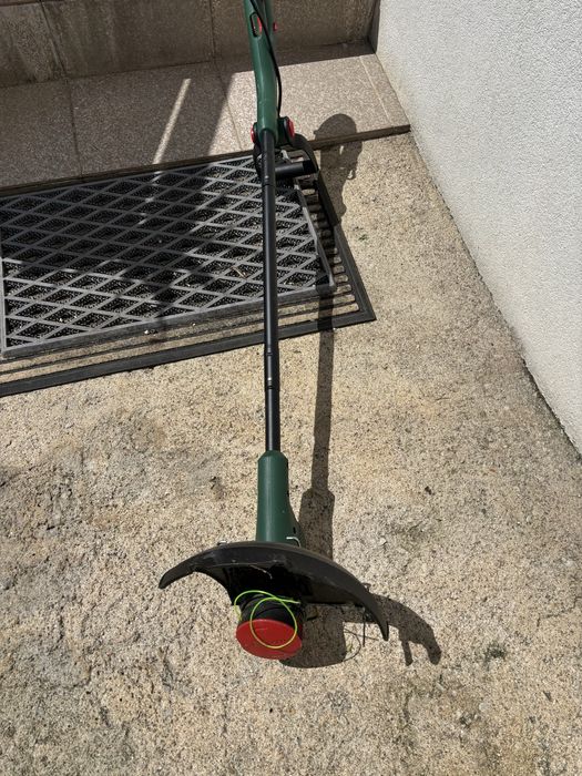 Corta relva eletrico