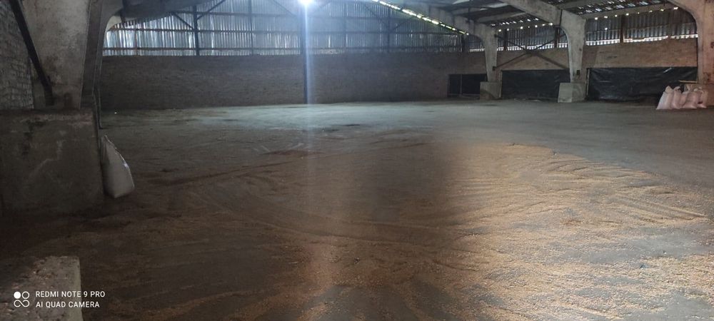 Продам складські приміщення