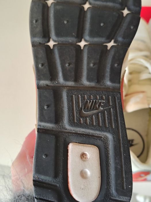 NIKE VENTURE RUNNER CK2948-105  жіночі кросівки