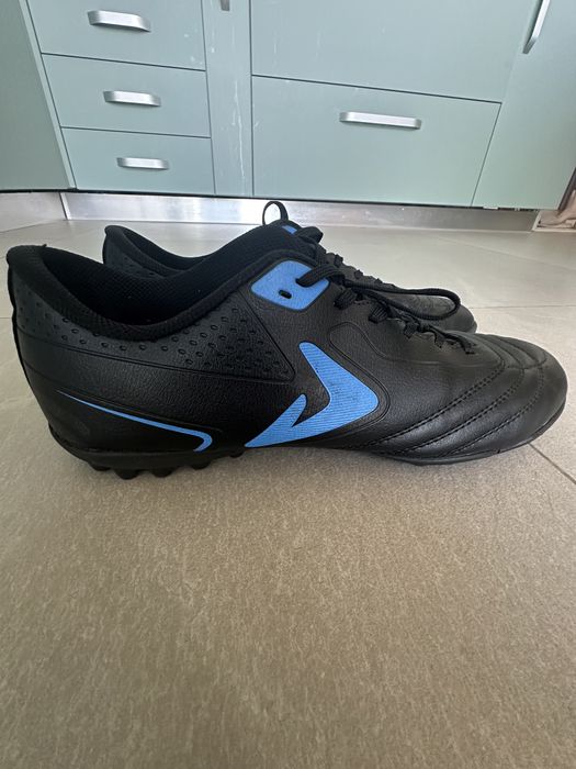 Бутси Demix в ідеальному стані, розмір 46