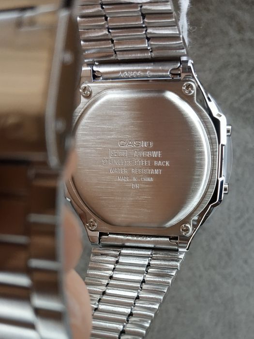 Годинник  Casio A168WEM-2EF Оригінал Гарантія Ретро Часы
