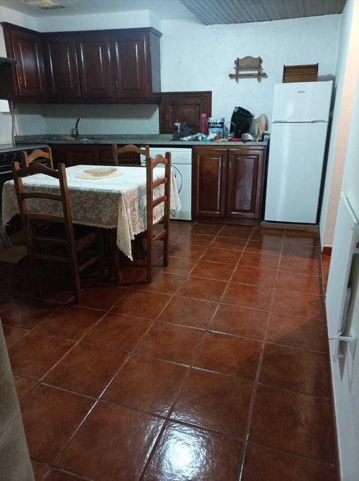 Moradia lindíssima pronta a habitar