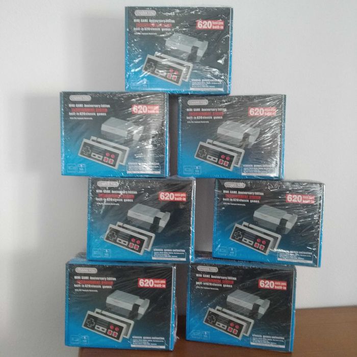 Retro console with 620 Nintendo games AV out New64172192008834121