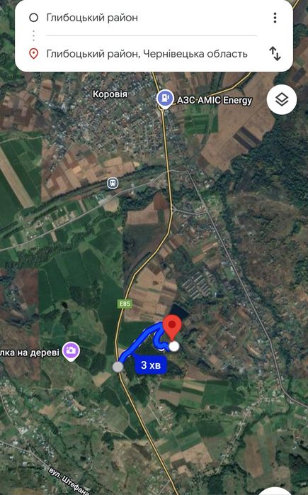 Продам земельну ділянку під лісом, біля озера