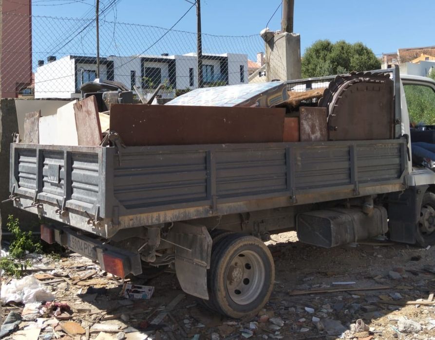 SETÚBAL PALMELA BARREIRO MOITA ALCOCHETE MONTIJO SESIMBRA e SEIXAL contentores e carrinhas p/recolha de entulho de obras e lixo misturado ou separado