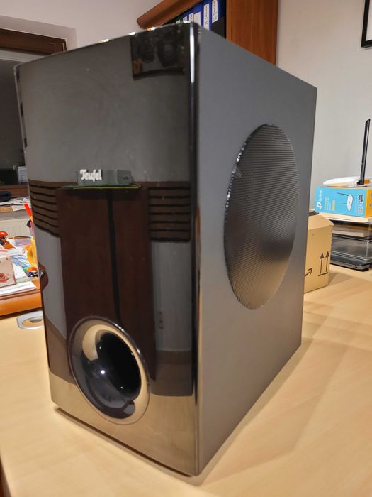 Subwoofer Teufel 3000 SW czarny 200 Watt