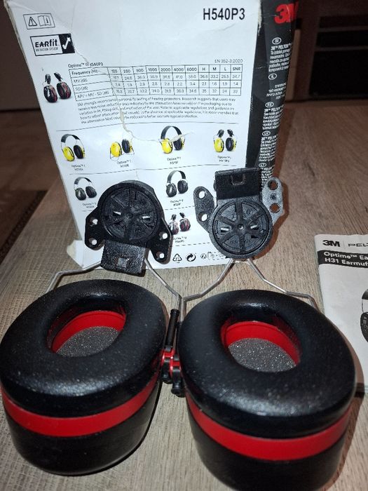 Nauszniki ochronne Peltor 3M Optime III nowe!