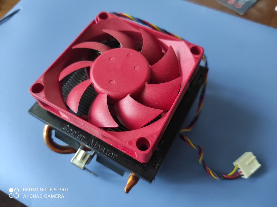 Процесорний куллер AMD