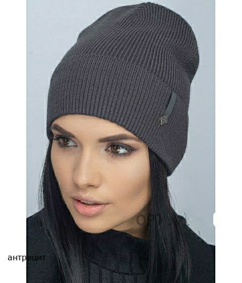 Жіноча шапка на флісі .