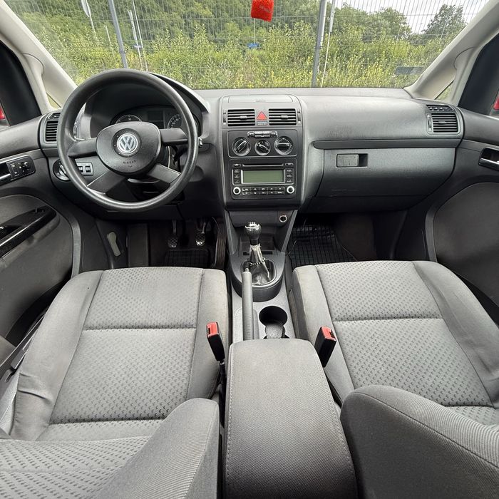 Na Sprzedaz VOLKSWAGEN  TOURAN/2.0TDI/7 Osobowy/Klima/Zadbany/Hak/Gwarancja