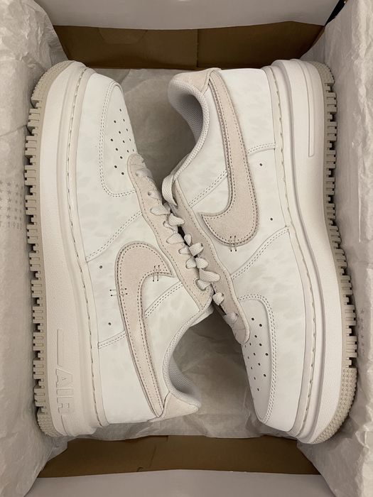 Кроссовки Nike Air Force 1 Low Luxe Triple White Gore-Tex Оригинал