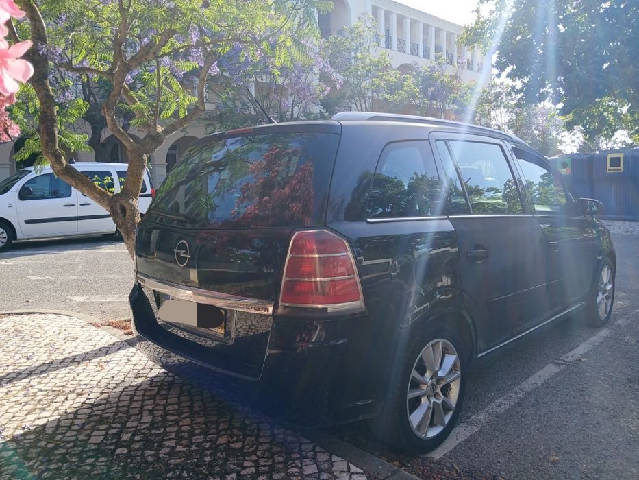 Opel Zafira Cosmo 1.9 CDTI