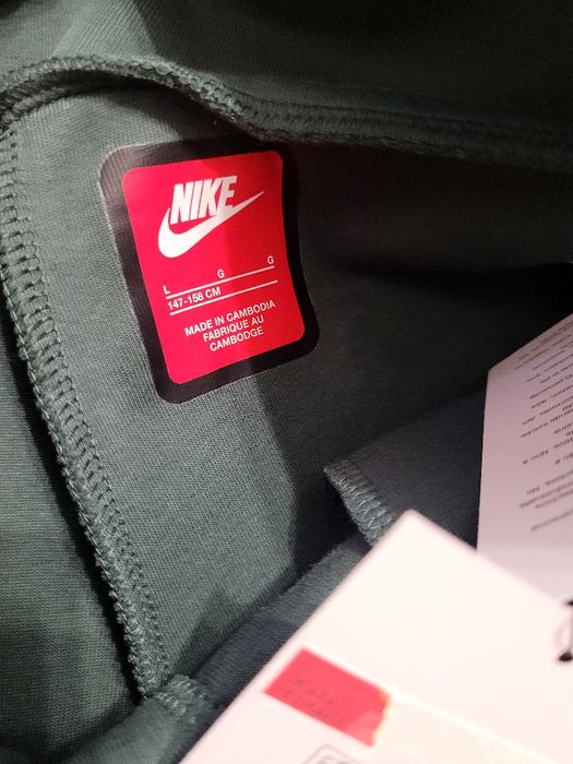 Штани дітячі NIKE Sportswear Tech Fleece нові original