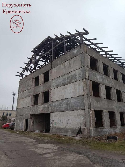 Продаж недобудованої будівлі в промзоні