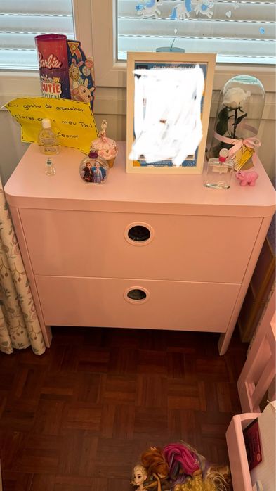 Cómoda Cor de Rosa - quarto criança